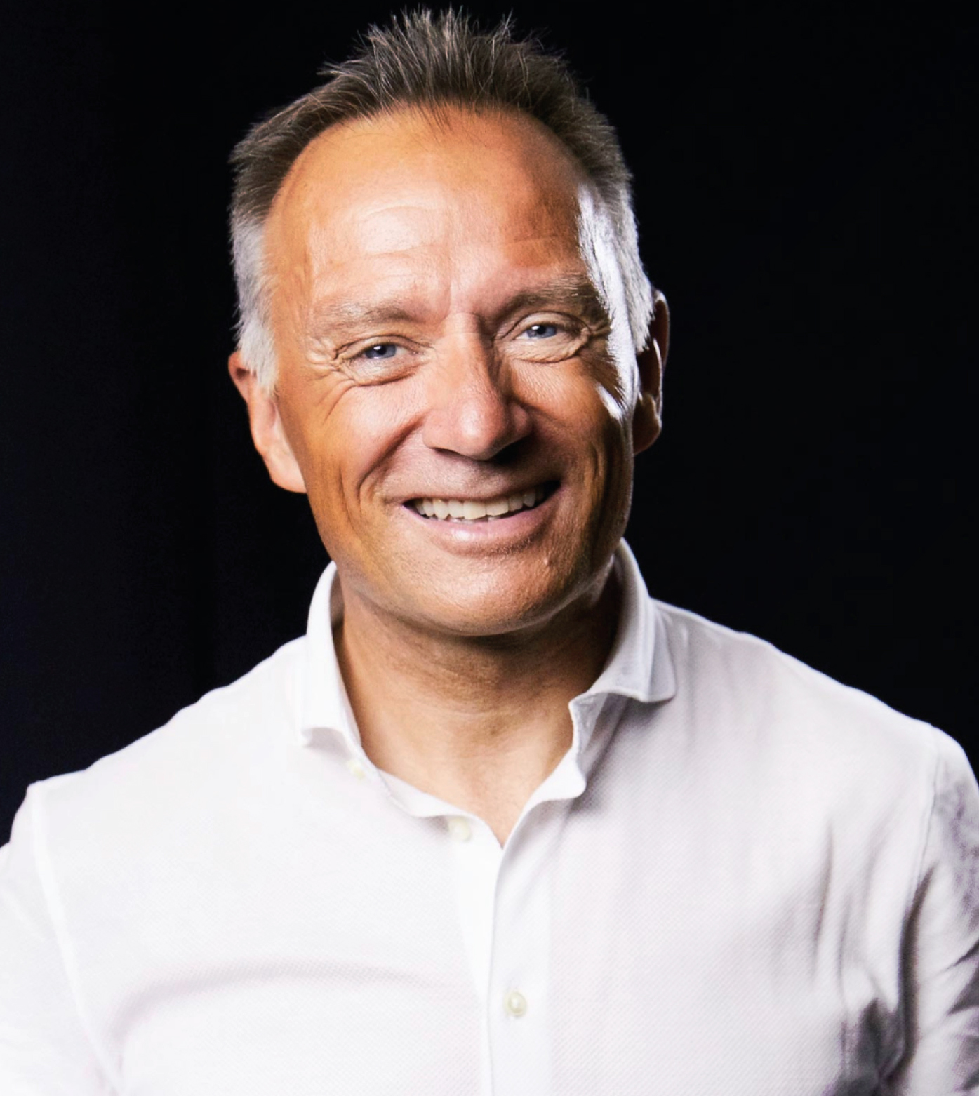 Jens Veggerby drikker Vegan Power Meal før han cykler